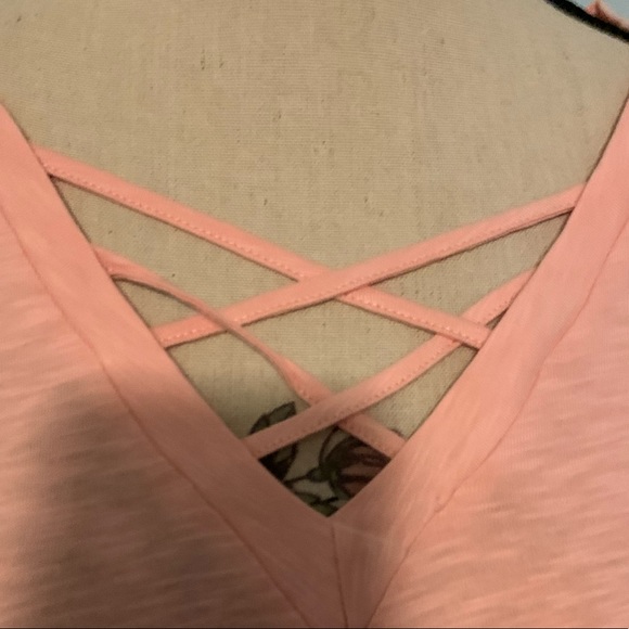 ❌DONATED❌Blush Pink Short Puff Sleeve Criss Cross V-neck Tunic Top - Picture 6 of 11